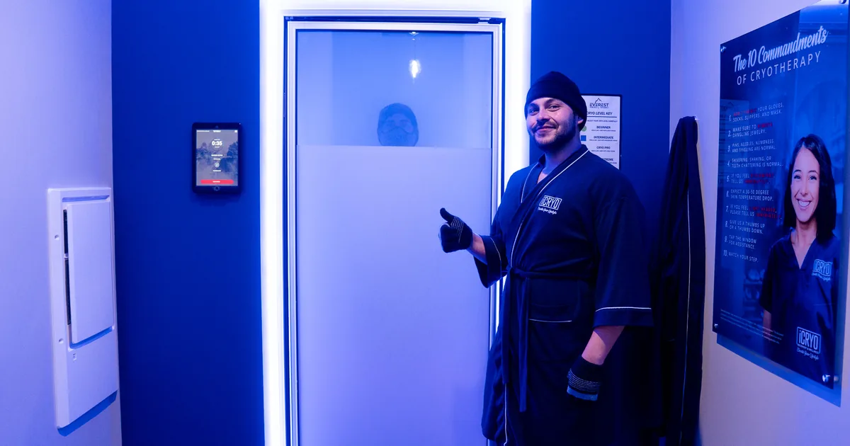 Whole-body cryotherapy compared with an ice bath cold plunge at iCRYO Grosse Pointe