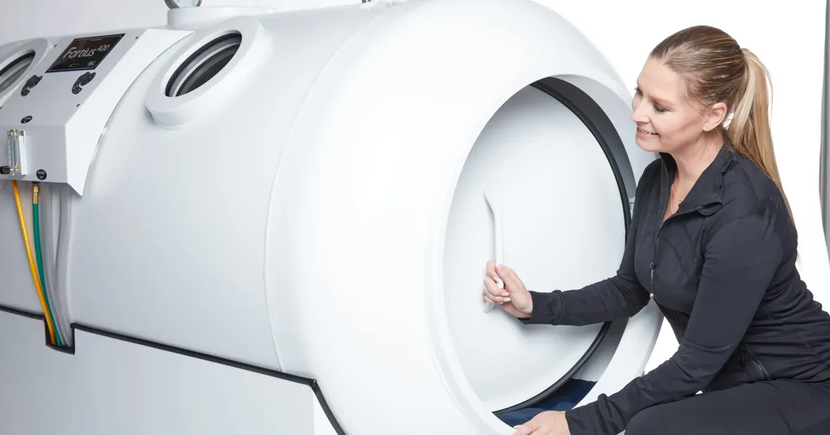 Hyperbaric chamber compared with supplemental oxygen at iCRYO Grosse Pointe