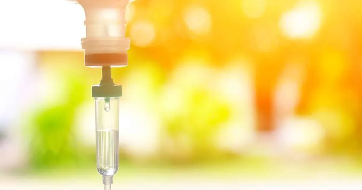 IV vitamin C infusion compared with oral vitamin C tablets at iCRYO Grosse Pointe