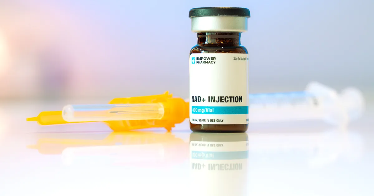NAD+ IV drip compared with NAD+ supplement capsules at iCRYO Grosse Pointe